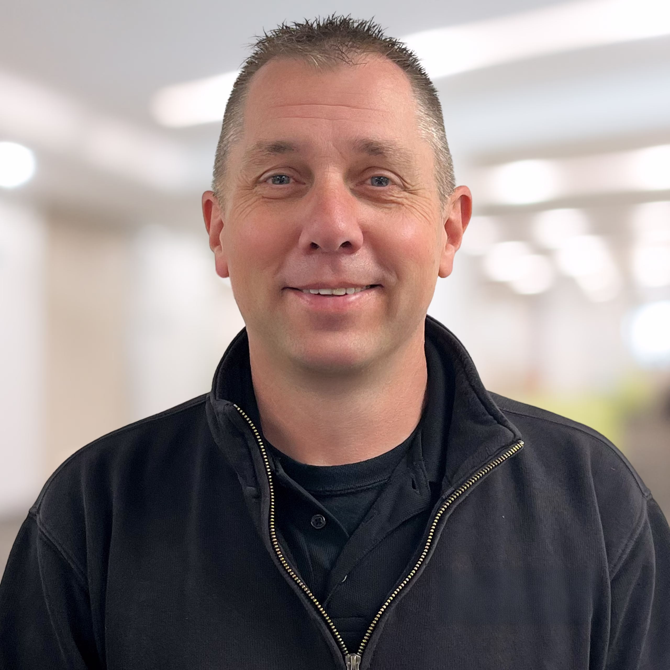 Mark Green (Warehouse Manager)